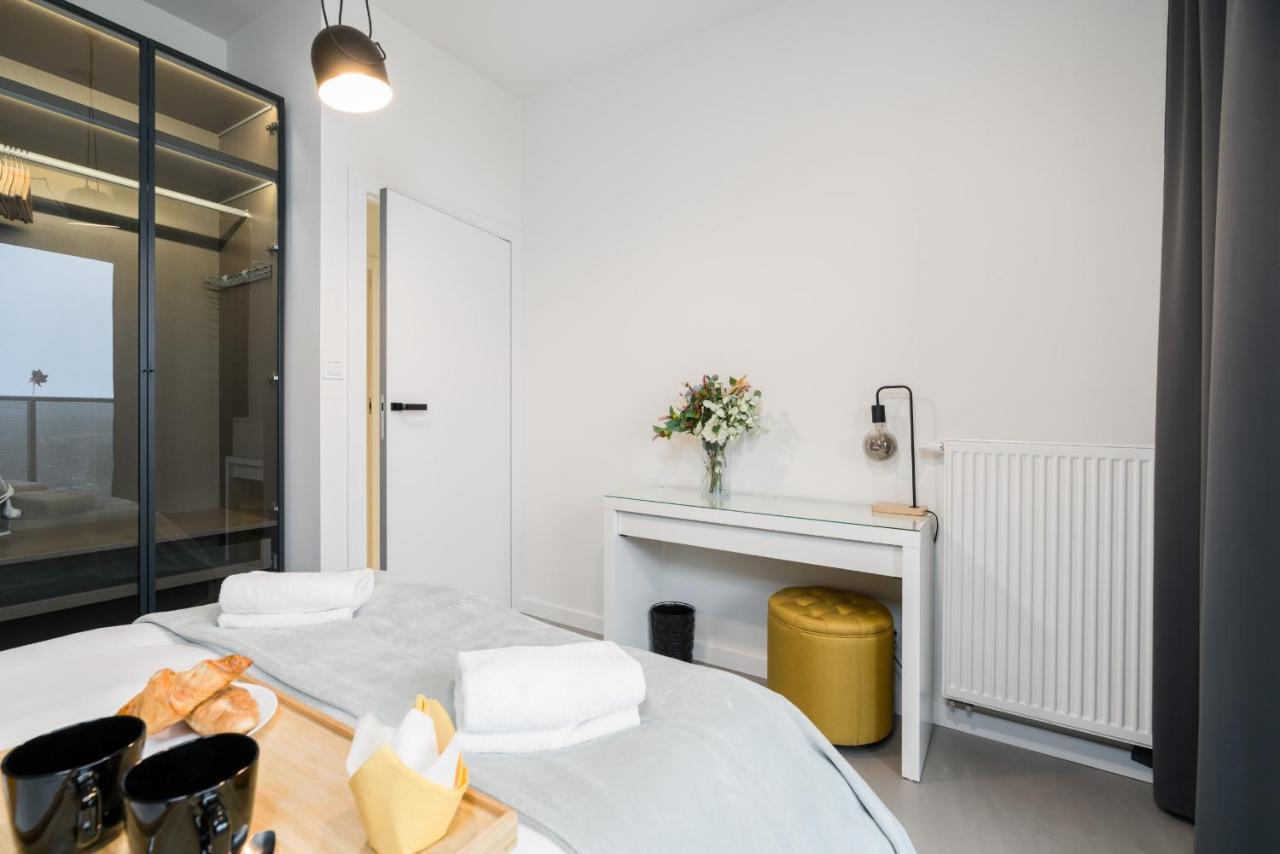 Widokowy Apartament Wojciechowskiego Parking I Loggia By Renters Prestige Poznaň Exteriér fotografie