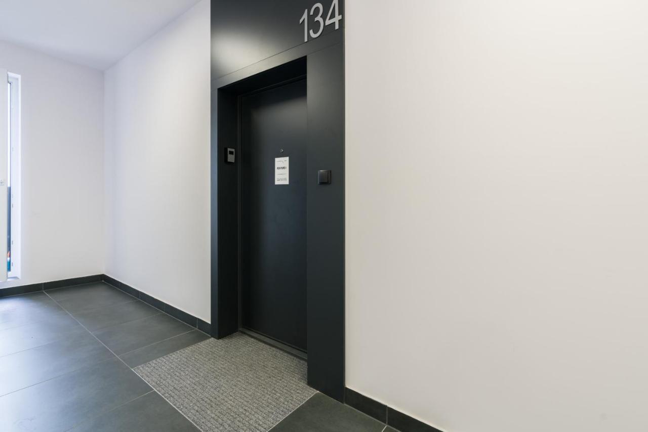 Widokowy Apartament Wojciechowskiego Parking I Loggia By Renters Prestige Poznaň Exteriér fotografie