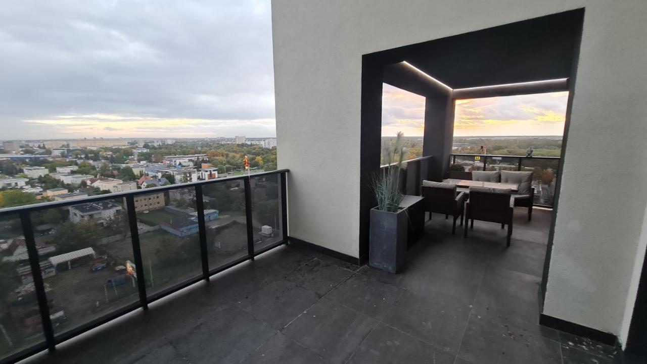 Widokowy Apartament Wojciechowskiego Parking I Loggia By Renters Prestige Poznaň Exteriér fotografie